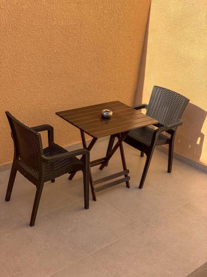 M Residence Santorini Conelia Cave サントリーニ エクステリア 写真
